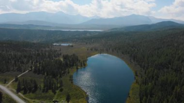 Kidelyu Gölü 'nün hava aracı görüntüsü
