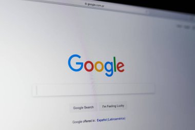 Google arama çubuğu