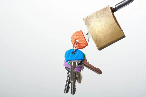 Anel com chaves coloridas — Fotografia de Stock