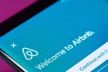 Airbnb seyahat kitap app menü