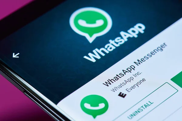 Whatsapp aplicación de mensajería —  Fotos de Stock