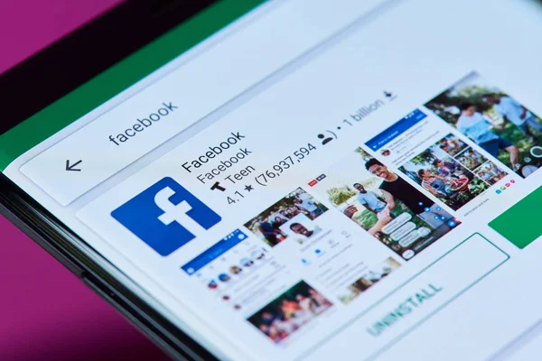Facebook Social-Media-App — Stockfoto