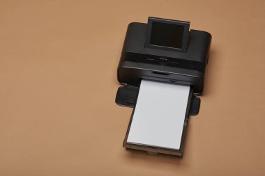 Küçük kompakt yazıcı