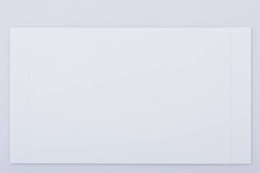 Delikli beyaz kağıt