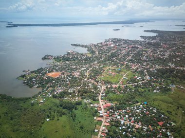 Bluefields kenti havadan görünümü