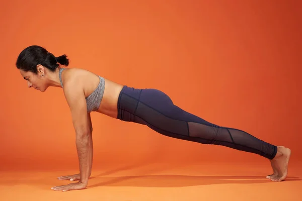 Plank yoga posa — Foto Stock