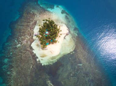 Küçük Cennet Adası