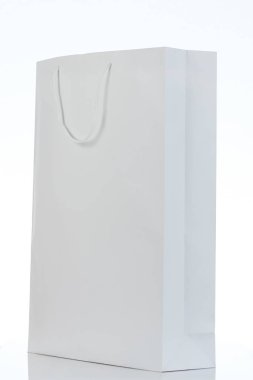 Bir beyaz hediye çanta