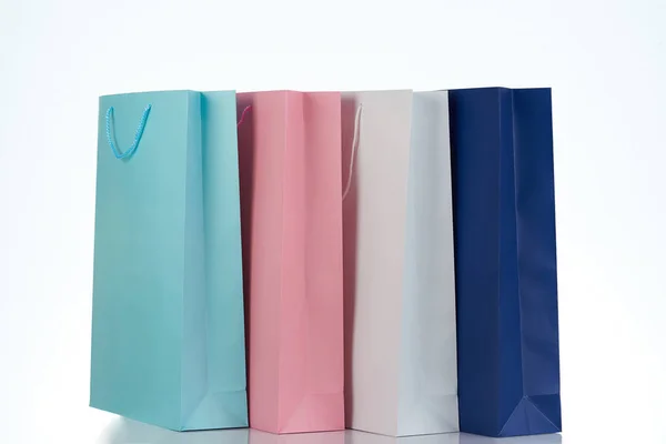 Conjunto de bolsas de regalo de colores — Foto de Stock
