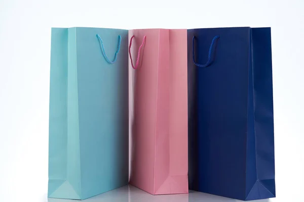 Limpiar bolsas de papel colorido — Foto de Stock