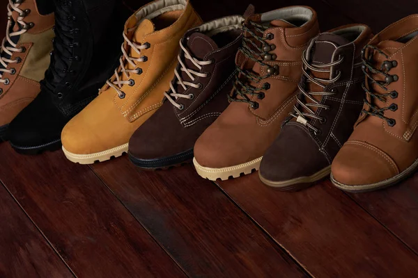 Row of colorful leather shoes — Stock Photo, Image