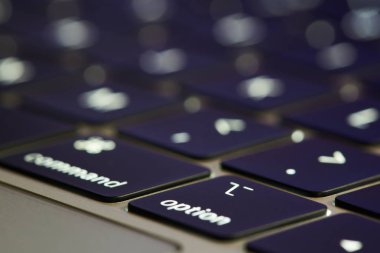 Komut ve seçenek tuşları