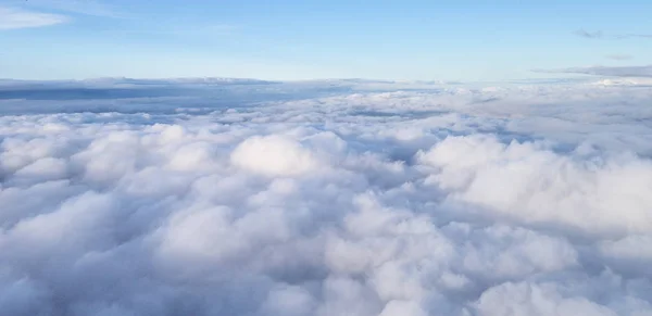 Cloudscape chmura nad poziomem — Zdjęcie stockowe