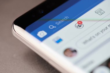 Facebook arama menüsü