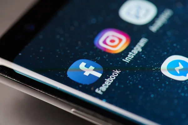 Facebook- und Instagram-Symbole — Stockfoto