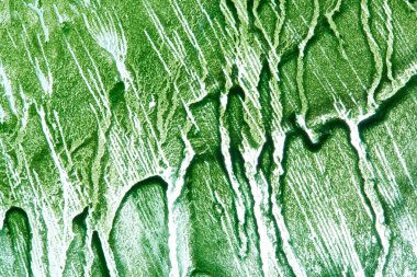 Yeşil kum yüzeyi satırları