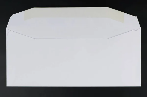 Envelope branco aberto — Fotografia de Stock