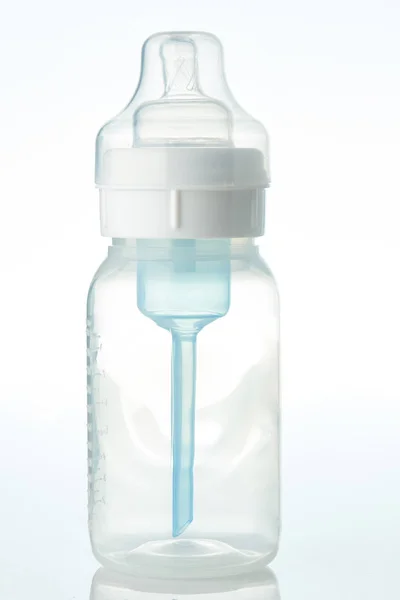 Saubere Babymilchflasche — Stockfoto