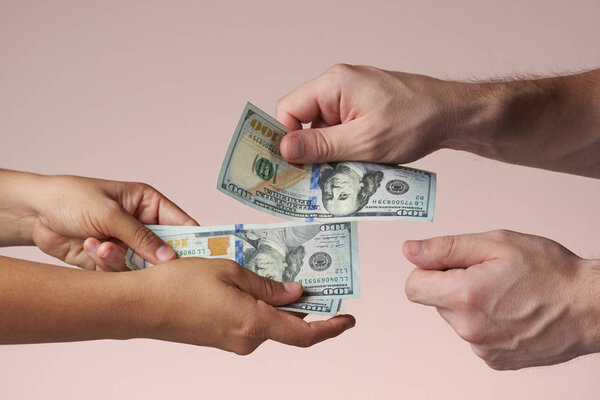 Руки в обмен на деньги
