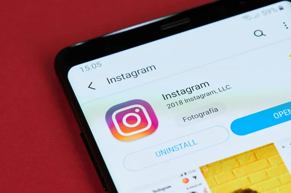 Disinstallare il menu instagram — Foto Stock