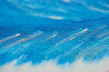 Mavi boya darbesi yakın