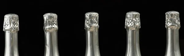 Группа бутылок шампанского — стоковое фото
