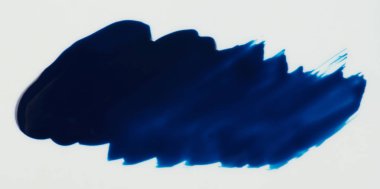 Mavi boya lekesi izole