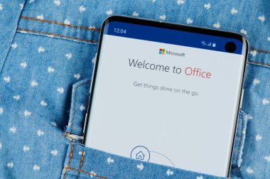 Akıllı telefonda Microsoft ofis uygulaması
