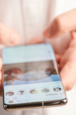 Instagram mobil uygulamasını kullanma