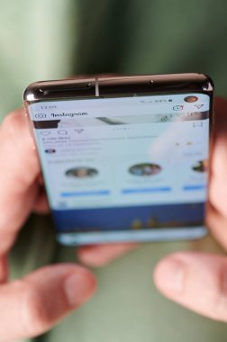 Instagram mobil uygulamasını kullanma