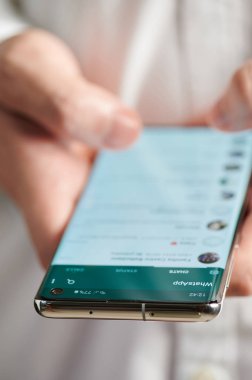 whatsapp mobil uygulamasını kullanma