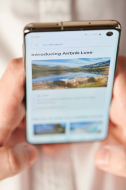 Airbnb mobil uygulamasını kullanma