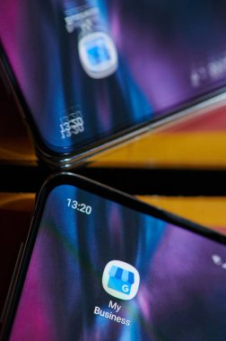 İş uygulamamı akıllı telefona yükledi