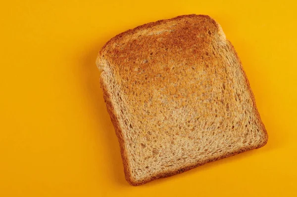 Один хлібний тост крупним планом — стокове фото