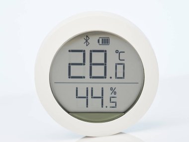 İçerideki kullanım için dijital anemometre ve termometre izole edildi