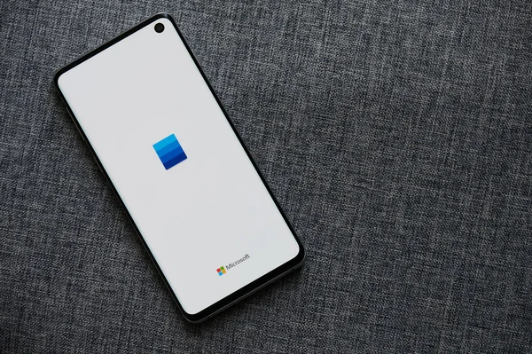 New York Abd Haziran 2020 Akıllı Telefon Ekranında Microsoft Kelime — Stok fotoğraf