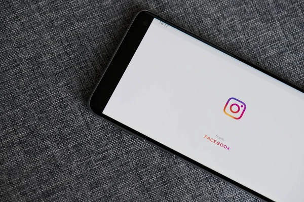 New York Usa June 2020 Instagram Facebook Smartphone App Screen — Stock Photo, Image