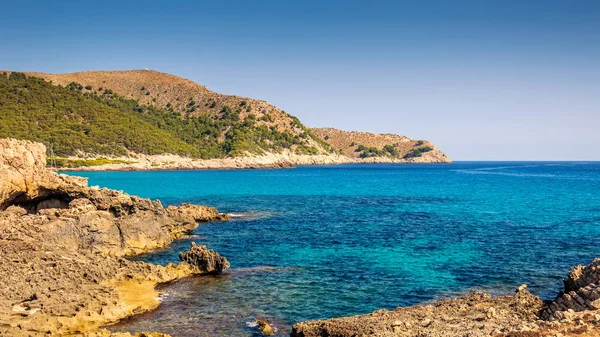 Mar Costa Rocosa Mallorca Para Vacaciones — Foto de Stock