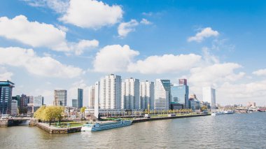 Hollanda, Rotterdam'ın ekonomik başkenti binalarda iş