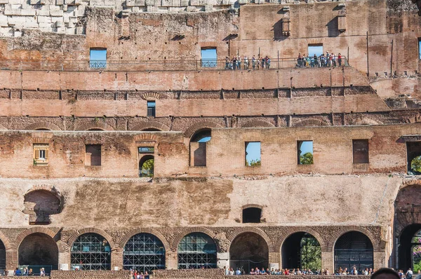 イタリア ローマ コロッセオの内部ビュー — ストック写真