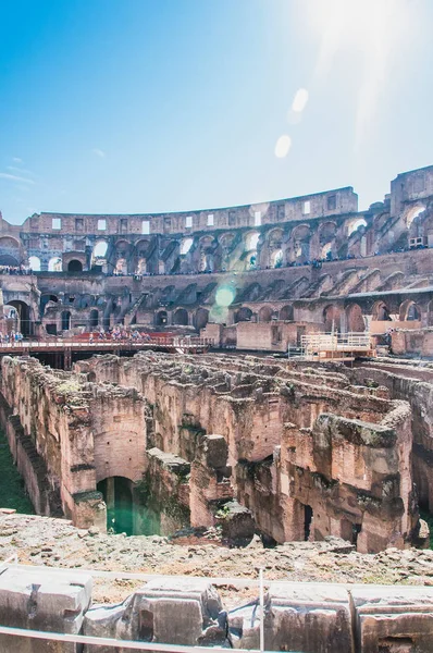 イタリア ローマ コロッセオの内部ビュー — ストック写真