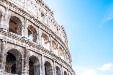 İtalya, Roma 'daki Colosseum' un dış görünüşü