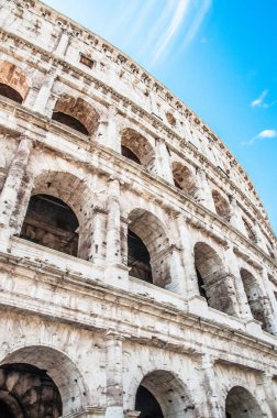 İtalya, Roma 'daki Colosseum' un dış görünüşü