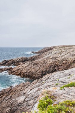 Fransa'da Morbihan Quiberon Plaj ve uçurum