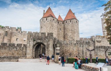 Fransa'da Carcassonne Ortaçağ Kenti Surları