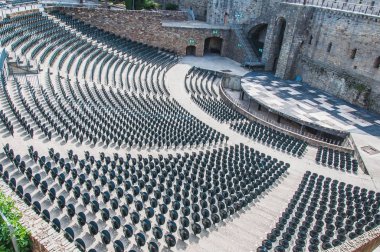 Fransa'da Carcassonne Tiyatrosu Ortaçağ Kenti