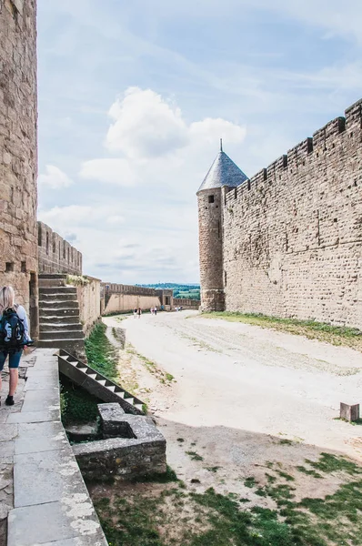 Les remparts de la cité médiévale de Carcassonne en France — Photo