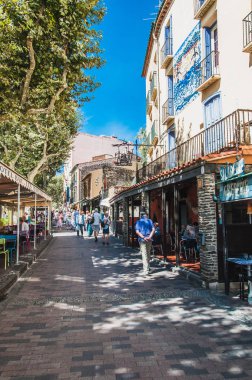 Collioure, Fransa sokaklarının pitoresk görünümü