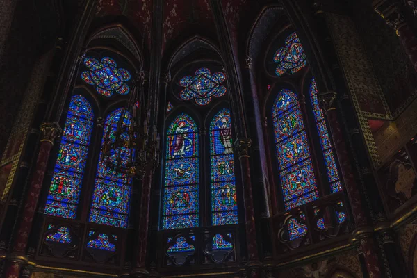 Γοτθικός καθεδρικός ναός Sainte-Marie στο κέντρο του Μπαγιόν στη Γαλλία — Φωτογραφία Αρχείου