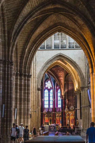 Catedral gótica de Sainte-Marie en el centro de Bayona en Francia —  Fotos de Stock